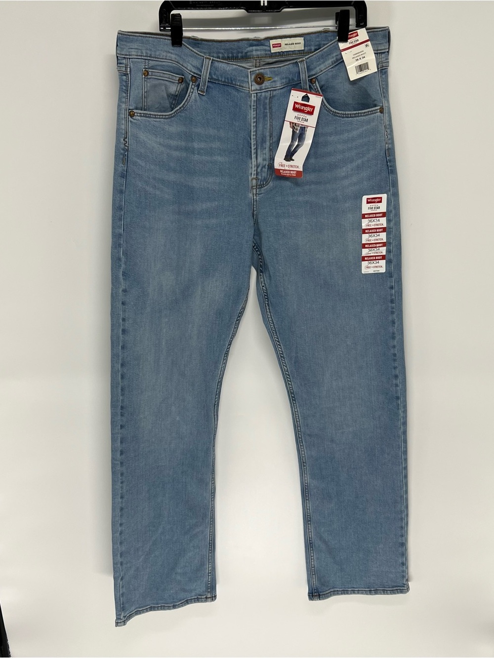 Wrangler NWT men’s relaxed bootcut jeans 36X34